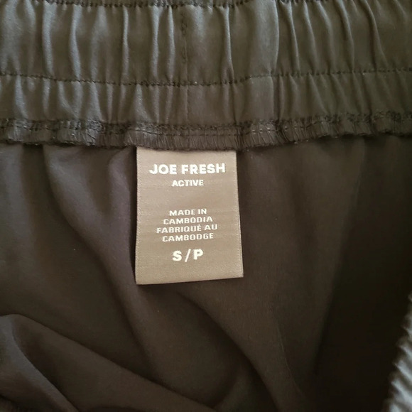 *JOE FRESH skirt black  size small - Picture 5 of 6